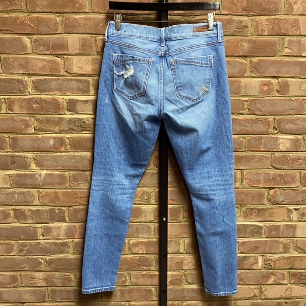 Express Mid Rise Legging Distressed Jean - Picture 4 of 6